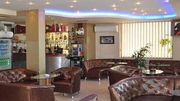 Bar (in der Unterkunft)