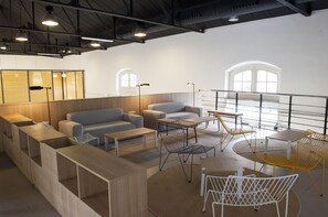 Sala de estar en el lobby