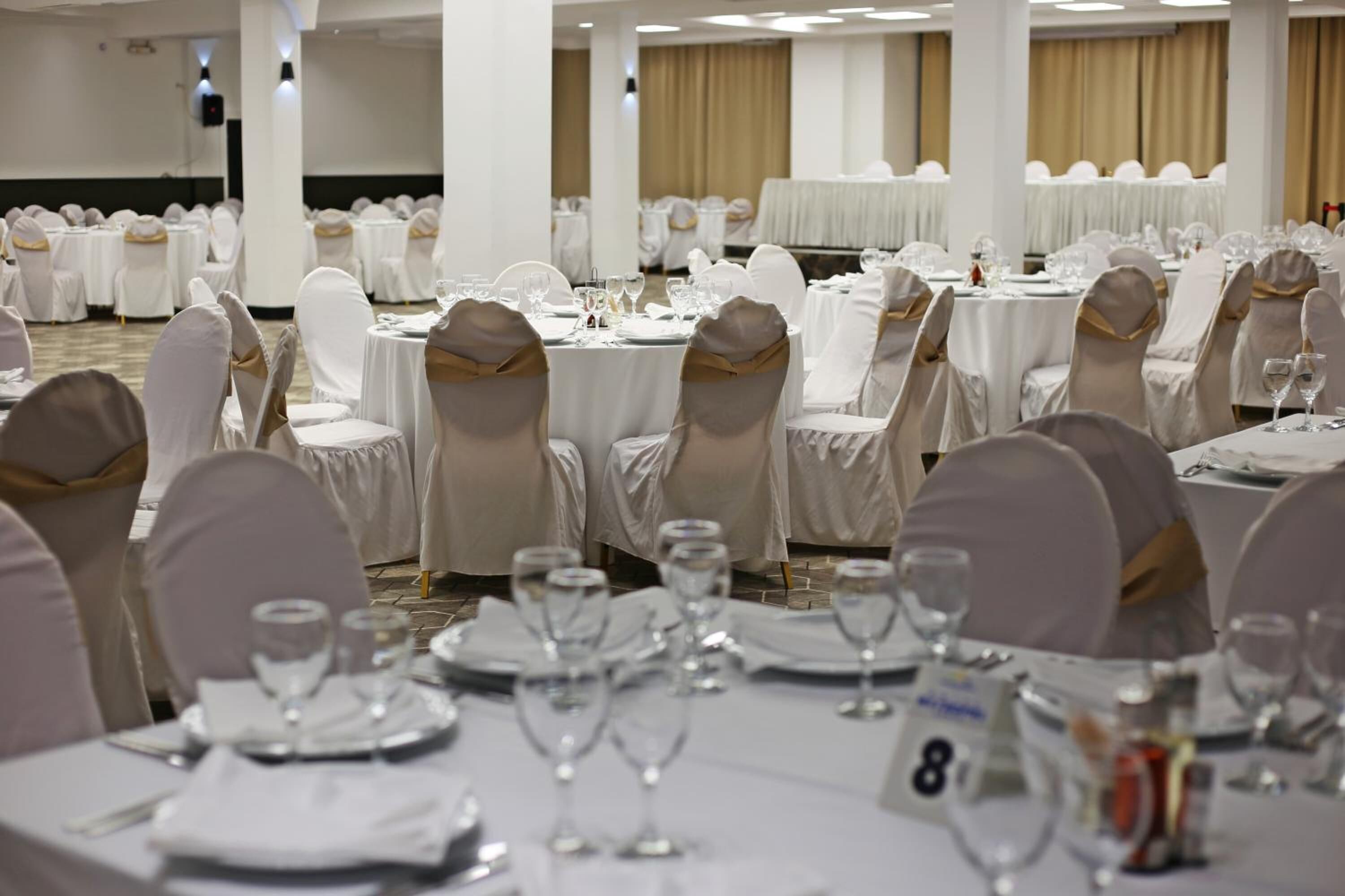 Banquet hall