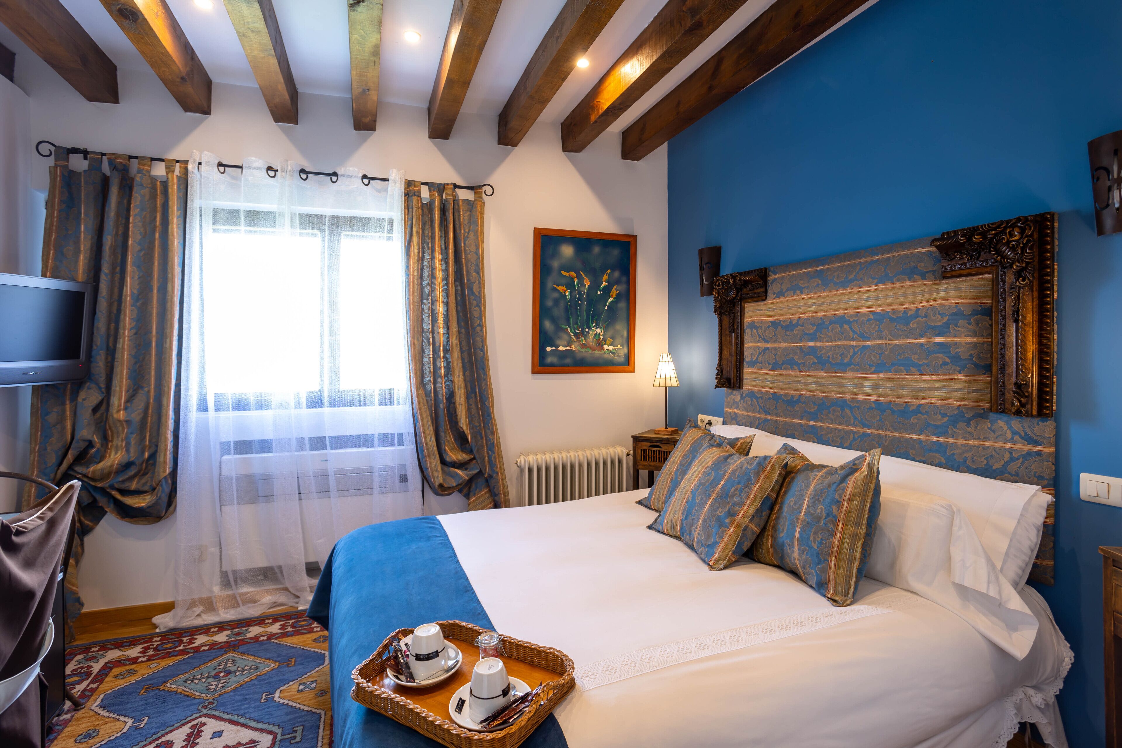 double room | minibar, desk, blackout curtains, free wifi