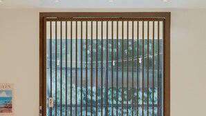 Unclassified image, 4 of 13, button - Canvas Hostel (Busan)