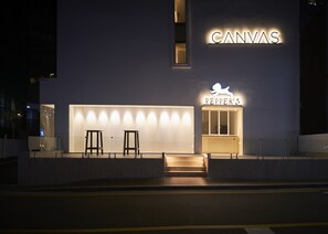 Exterior - Canvas Hostel (Busan)