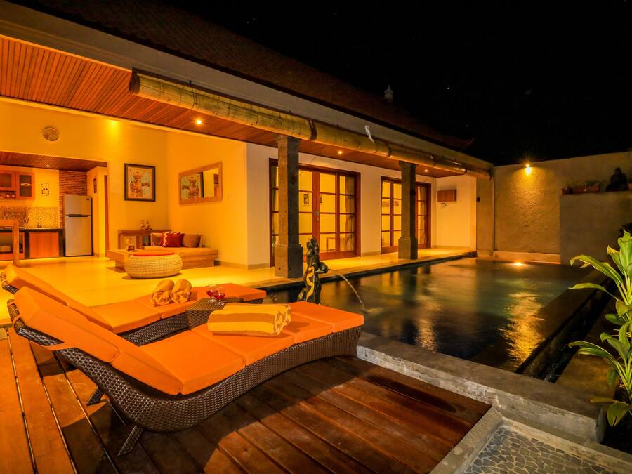 Outdoor pool, pool umbrellas, pool loungers