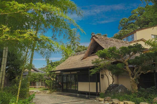 Exterior - Yojokan Haru no Hikari (Hakone)