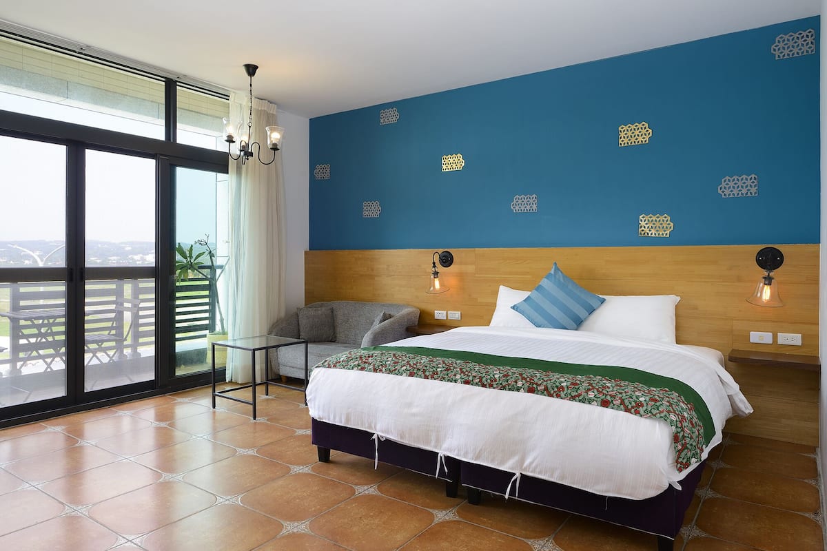 Deluxe Double Room, Balcony | Premium bedding, pillow-top beds, blackout curtains, soundproofing
