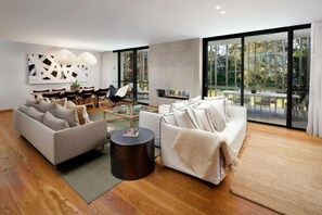 Pavilion Penthouse | Living area | Flat-screen TV