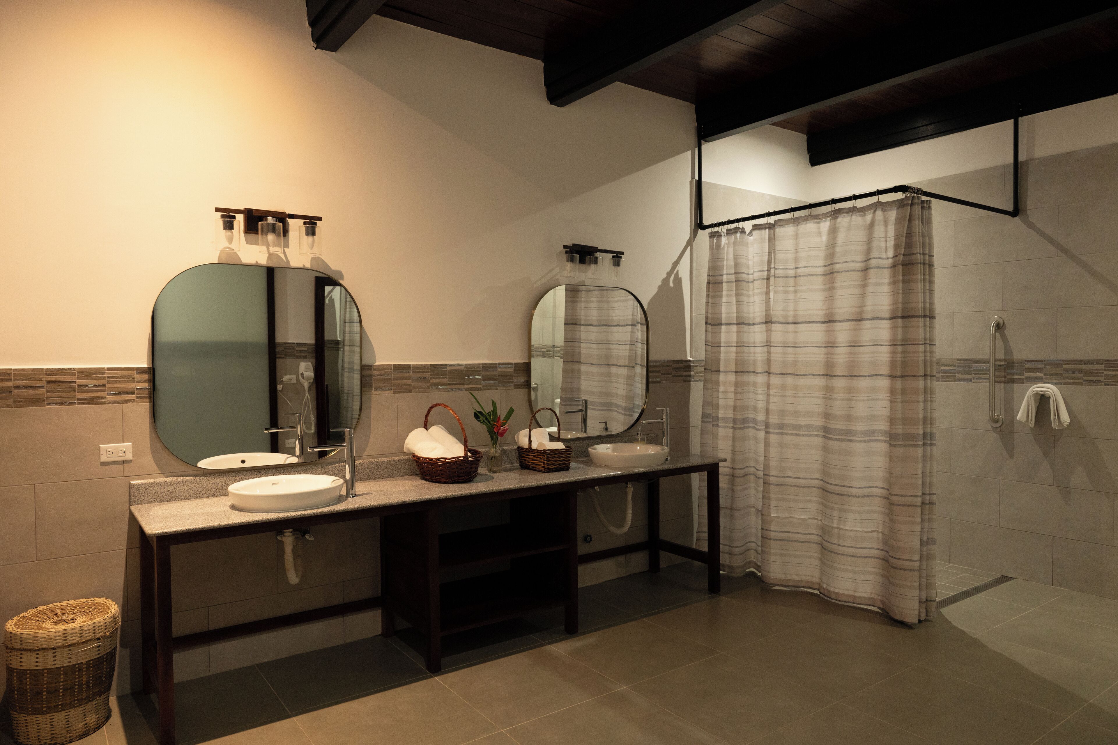 deluxe double room, 1 queen bed | bathroom | shower, free toiletries, hair dryer, towels