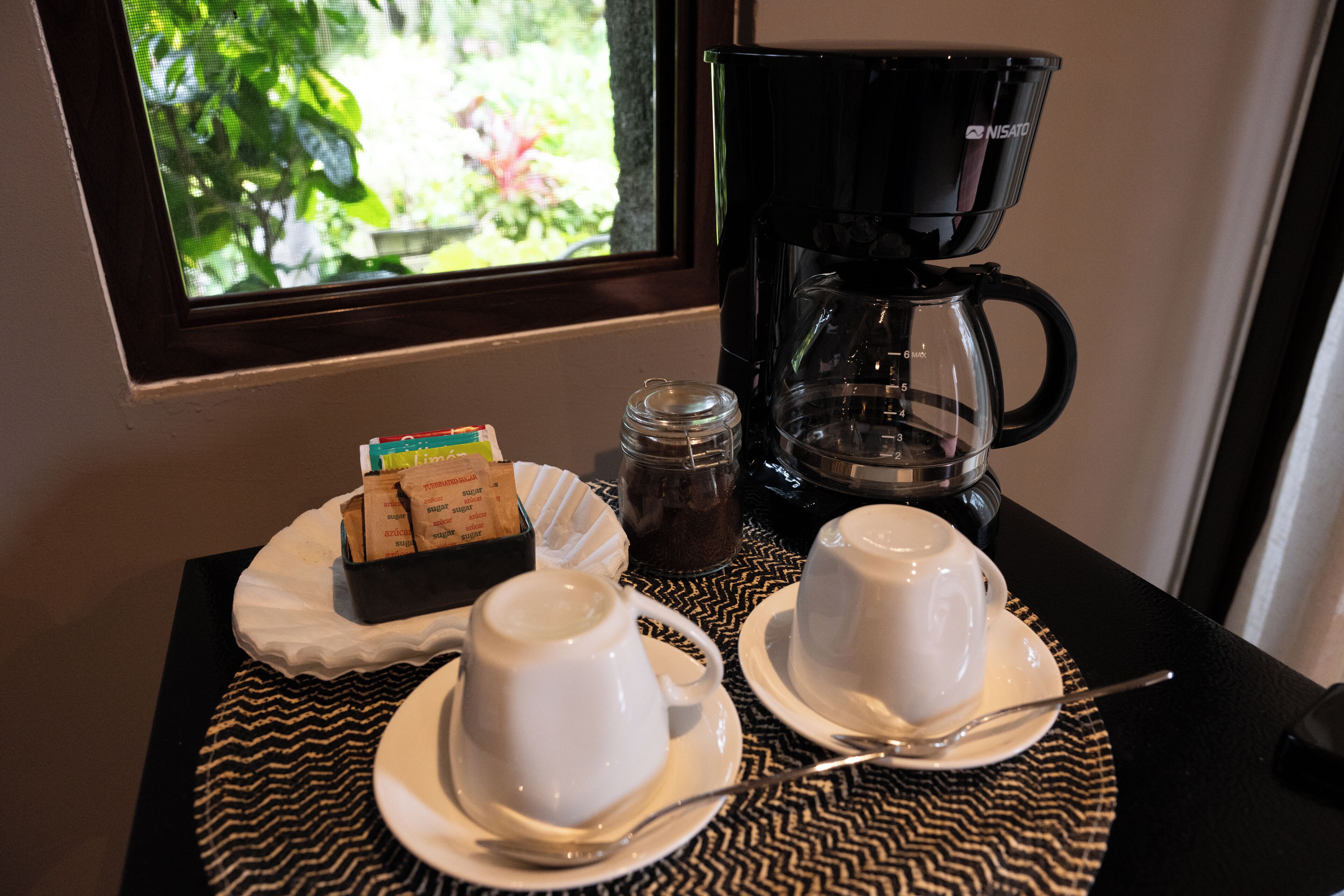 deluxe double room, 1 queen bed | 1 bedroom, premium bedding, in-room safe, iron/ironing board