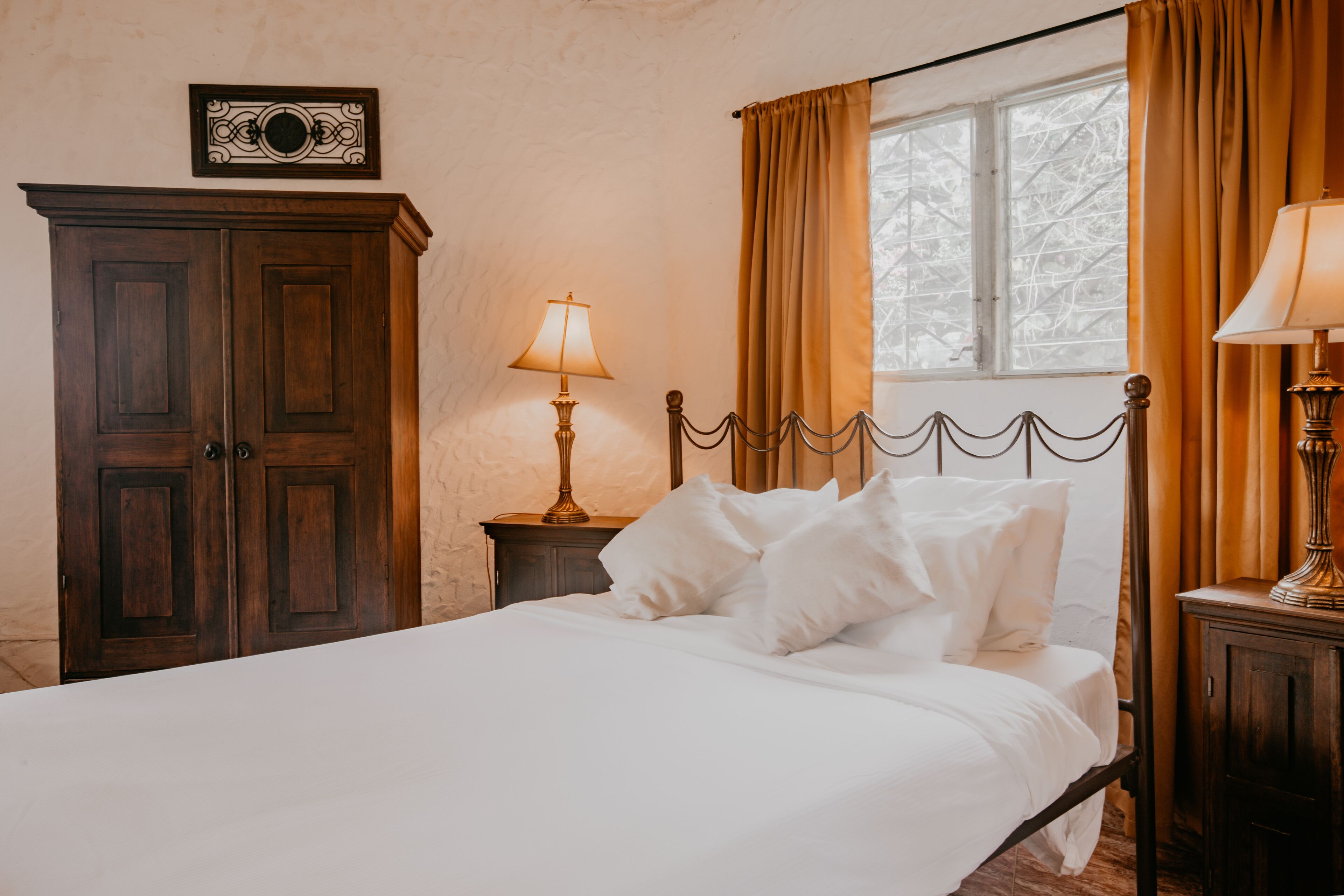 classic double room, 1 queen bed | 1 bedroom, premium bedding, in-room safe, iron/ironing board