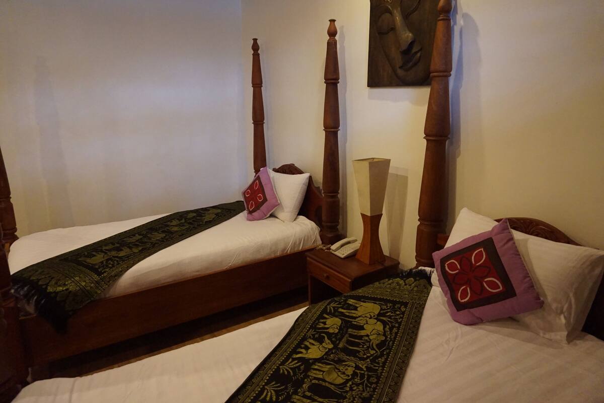 In-room safe, free WiFi