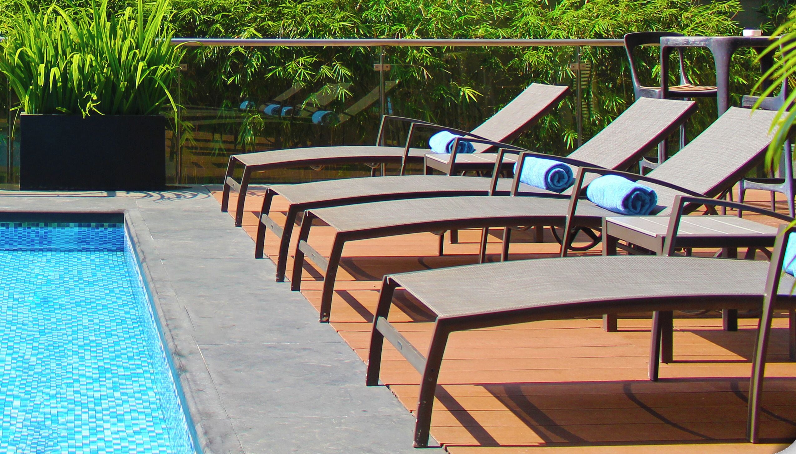 Executive Studio Hollywood Twin/Twin | Balcony view