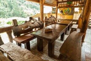 Breakfast, lunch, dinner served; Indonesian cuisine - Indra Valley Inn Bukit Lawang (Bukit Lawang)