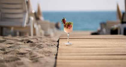 Elysee Beach Hotel