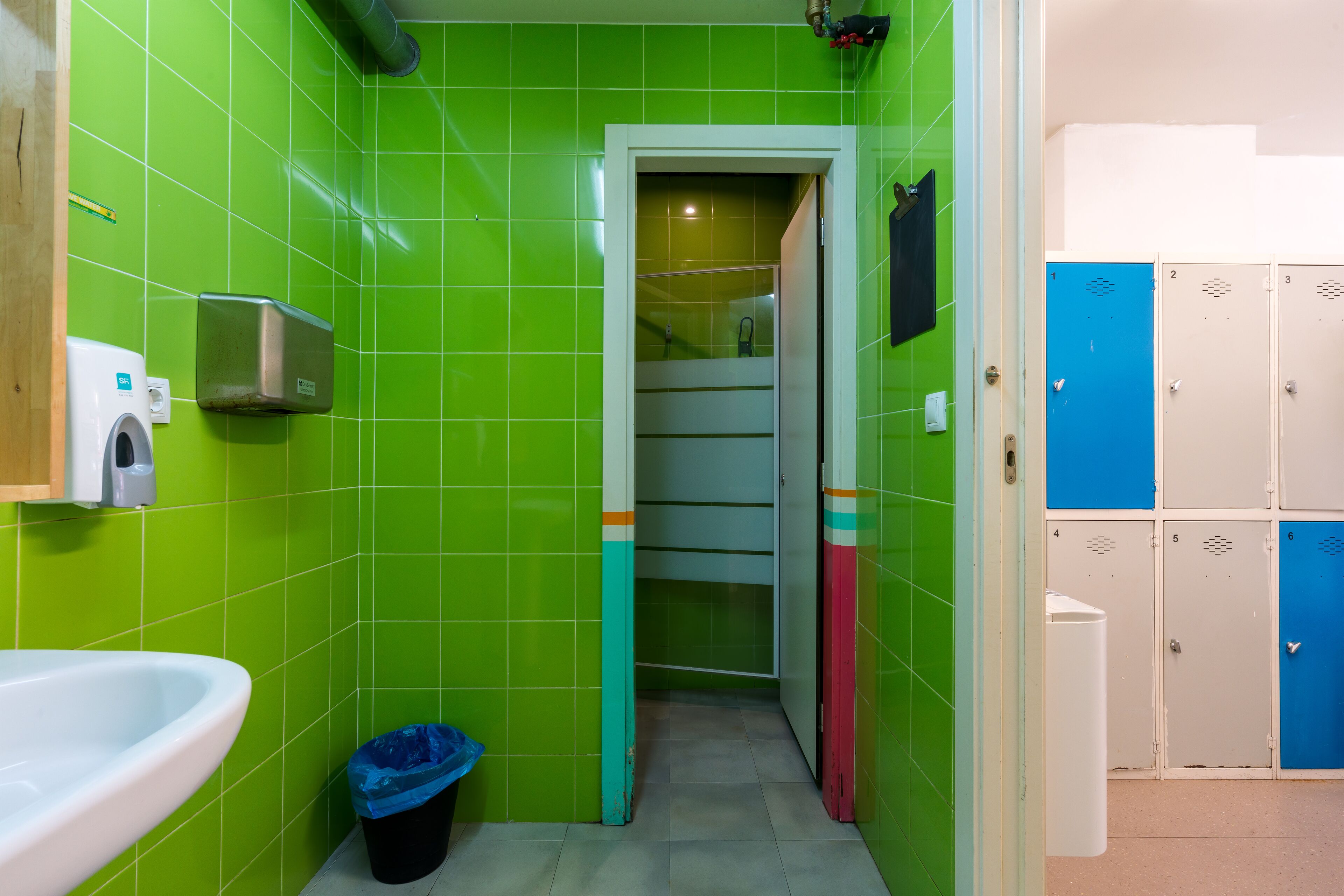 Photo - Ganbara Hostel - Self Check In