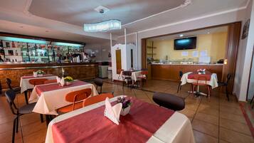 Petit déjeuner buffet compris tous les jours