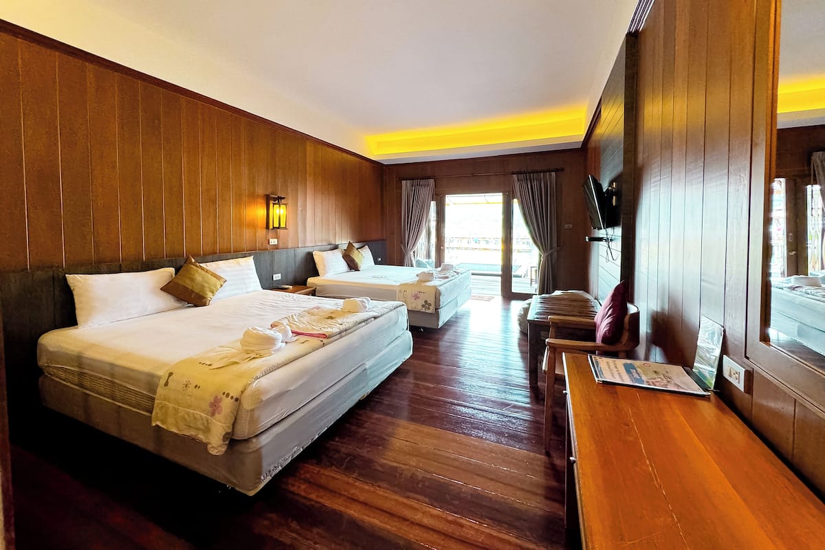 Family Room Sea View