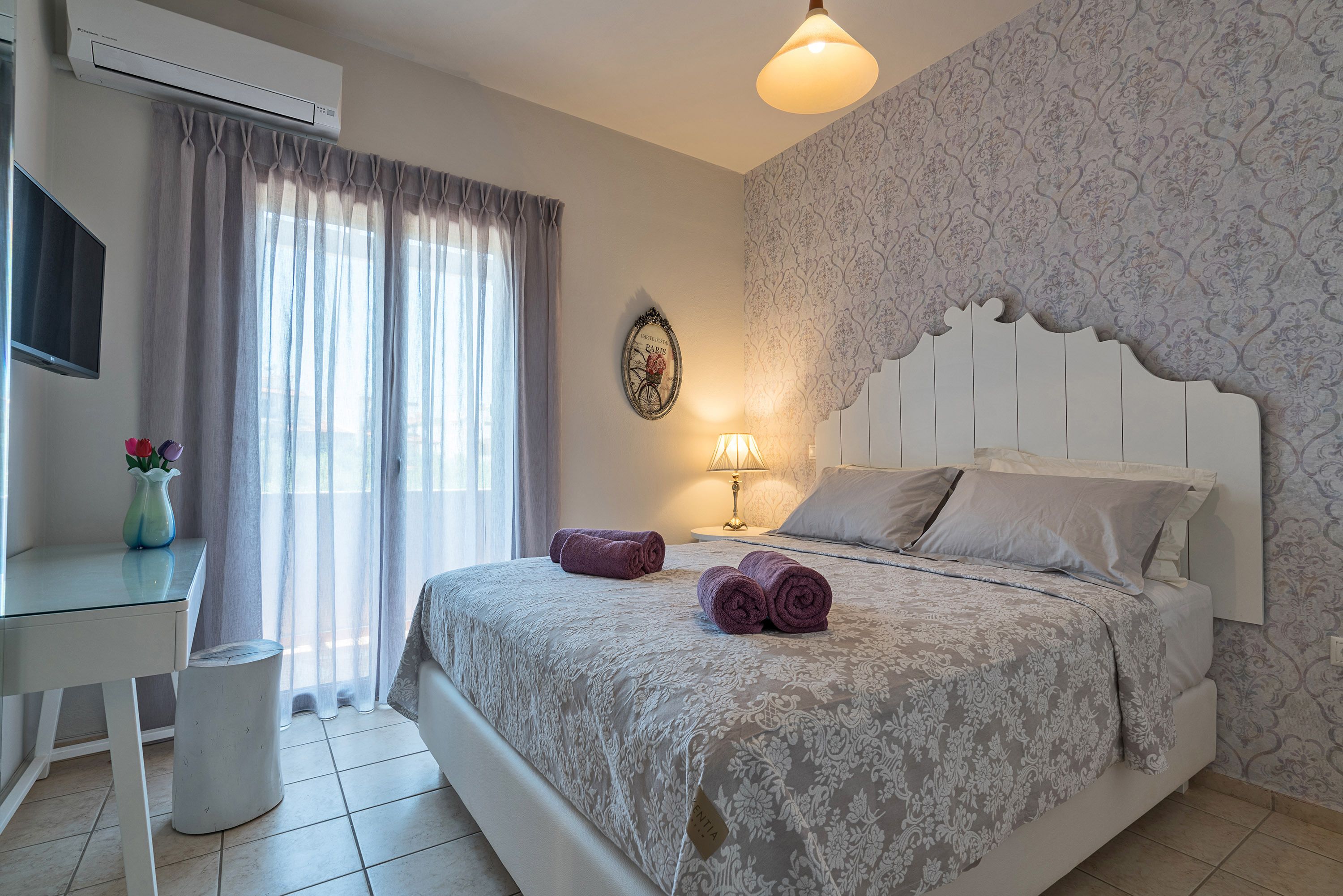 4 habitaciones, ropa de cama de alta calidad y cubrecamas 
