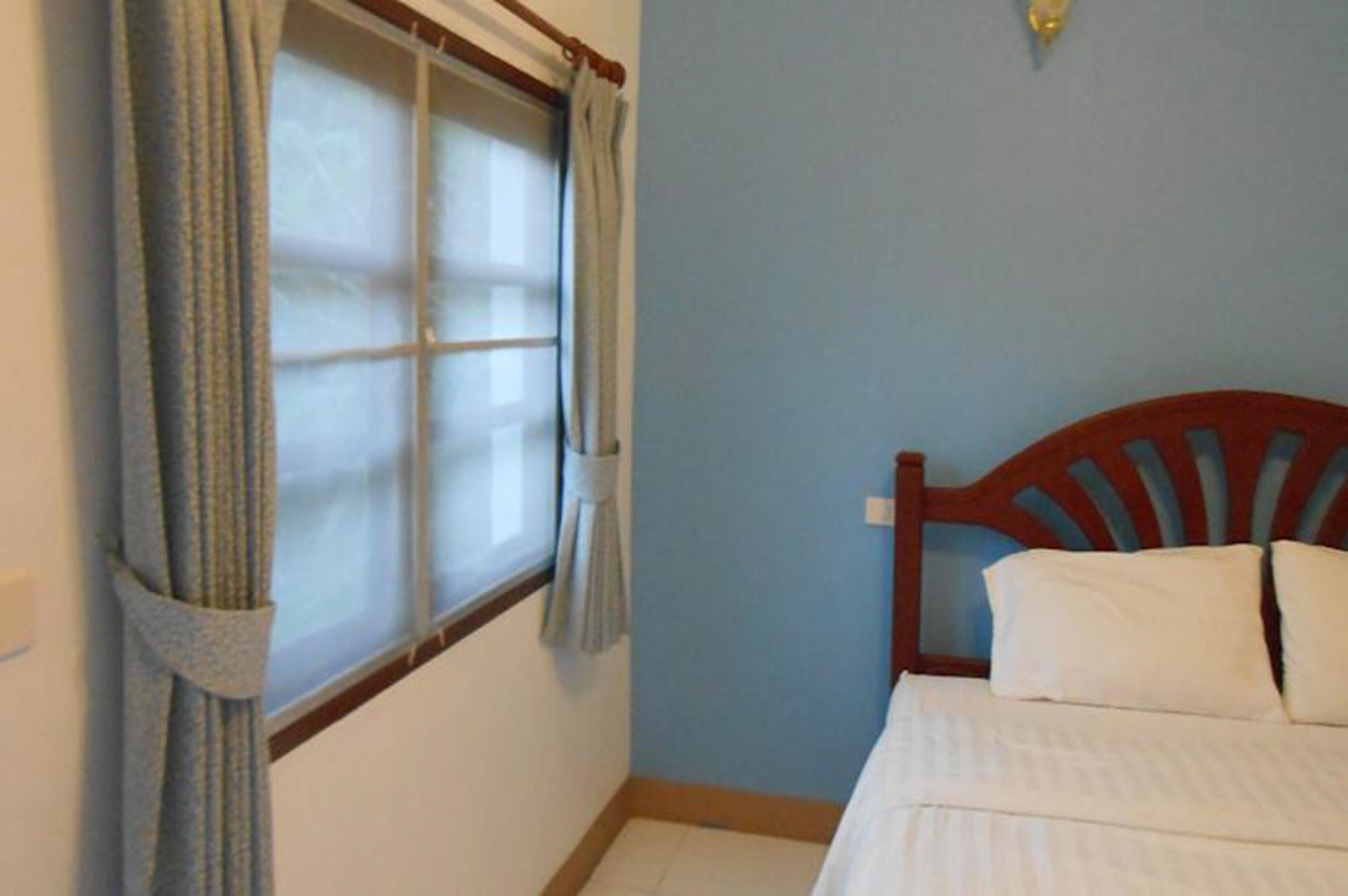 standard room | blackout curtains, rollaway beds, free wifi