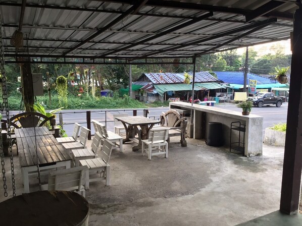 BBQ/picnic area