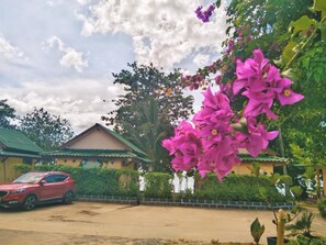 숙박 시설 구내