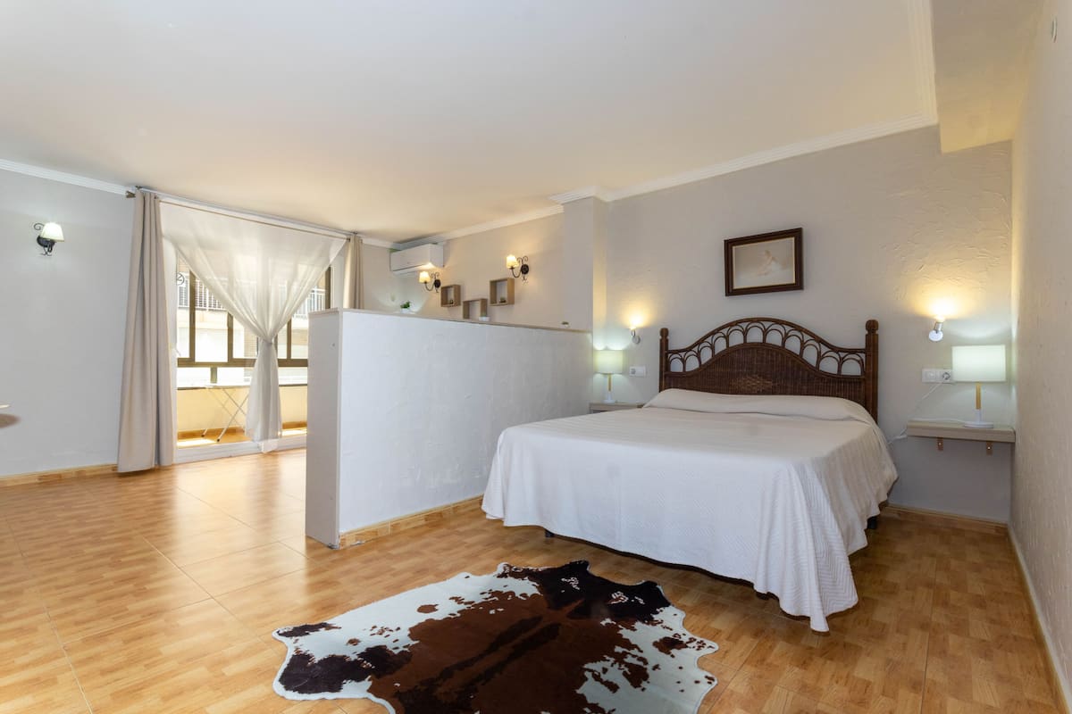 Studio, quang cảnh thành phố | 1 phòng ngủ, phòng cách âm, giường gấp/giường phụ (phụ phí)