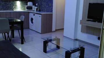 In-room safe, iron/ironing board, free WiFi