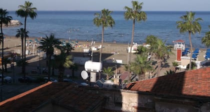 Palm Sea Hotel Apartments 2