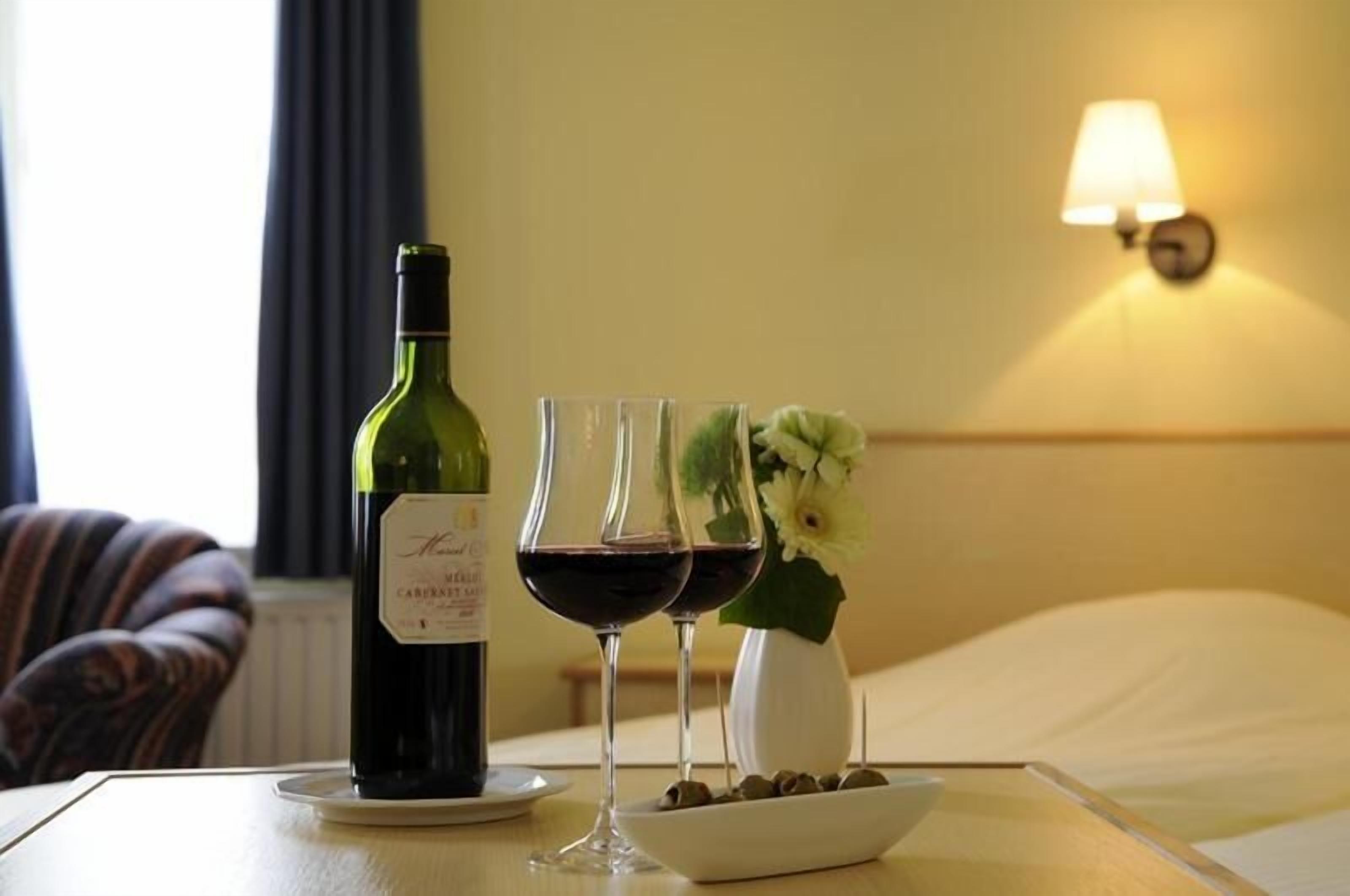 in-room safe, desk, free cots/infant beds, free wifi