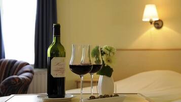 Een kluis op de kamer, een bureau, gratis babybedden, gratis wifi