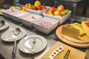 Free daily local cuisine breakfast 