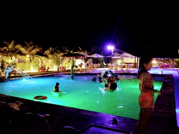 Piscina externa