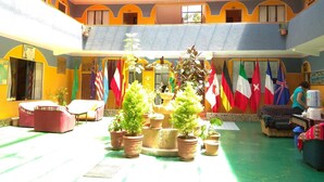 حمام سباحة