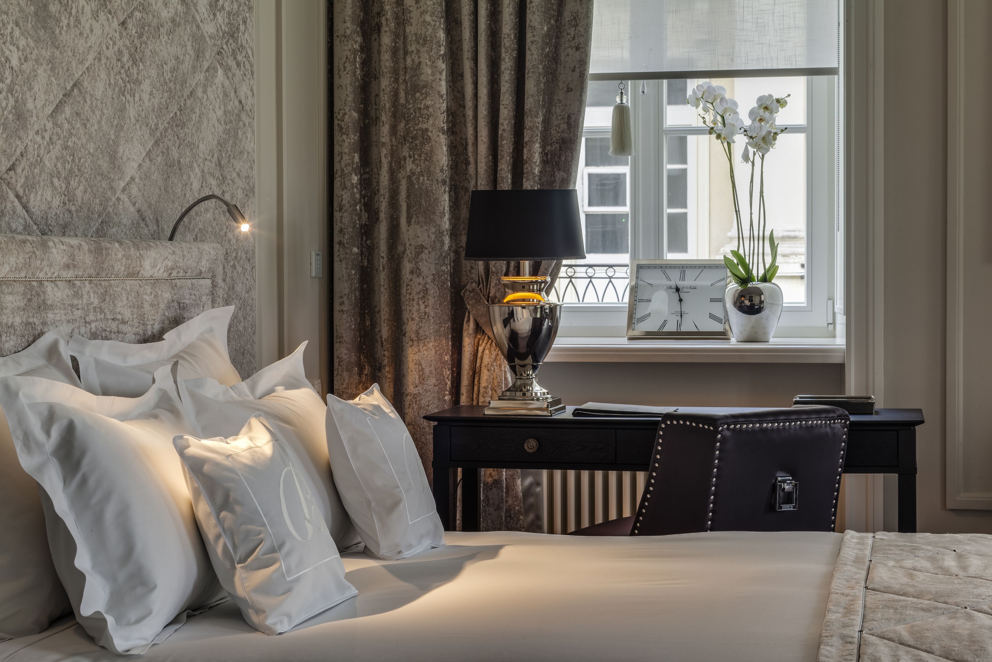 apartment | premium bedding, minibar, in-room safe, desk