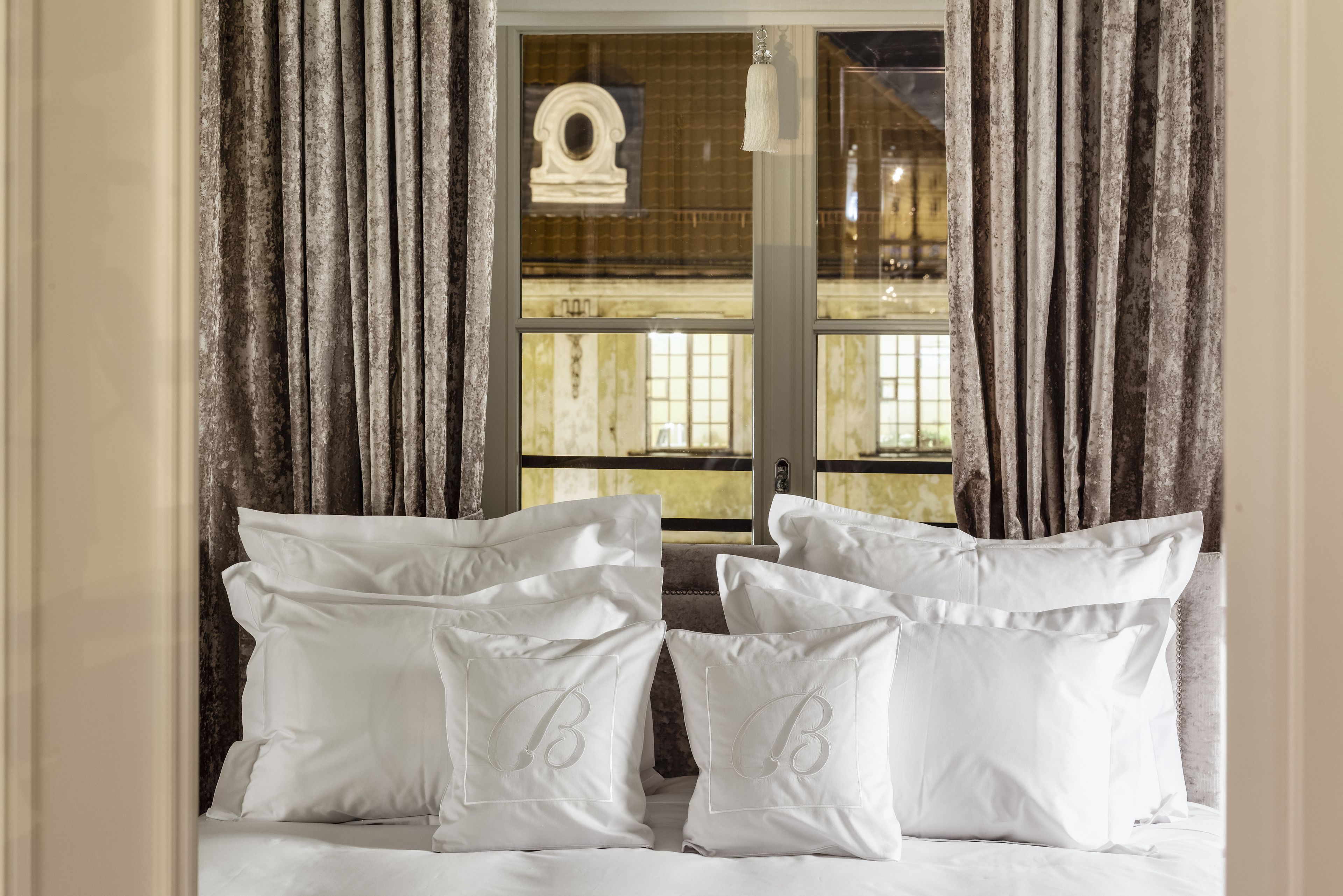 apartment | premium bedding, minibar, in-room safe, desk