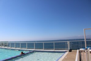 Indoor pool, outdoor pool