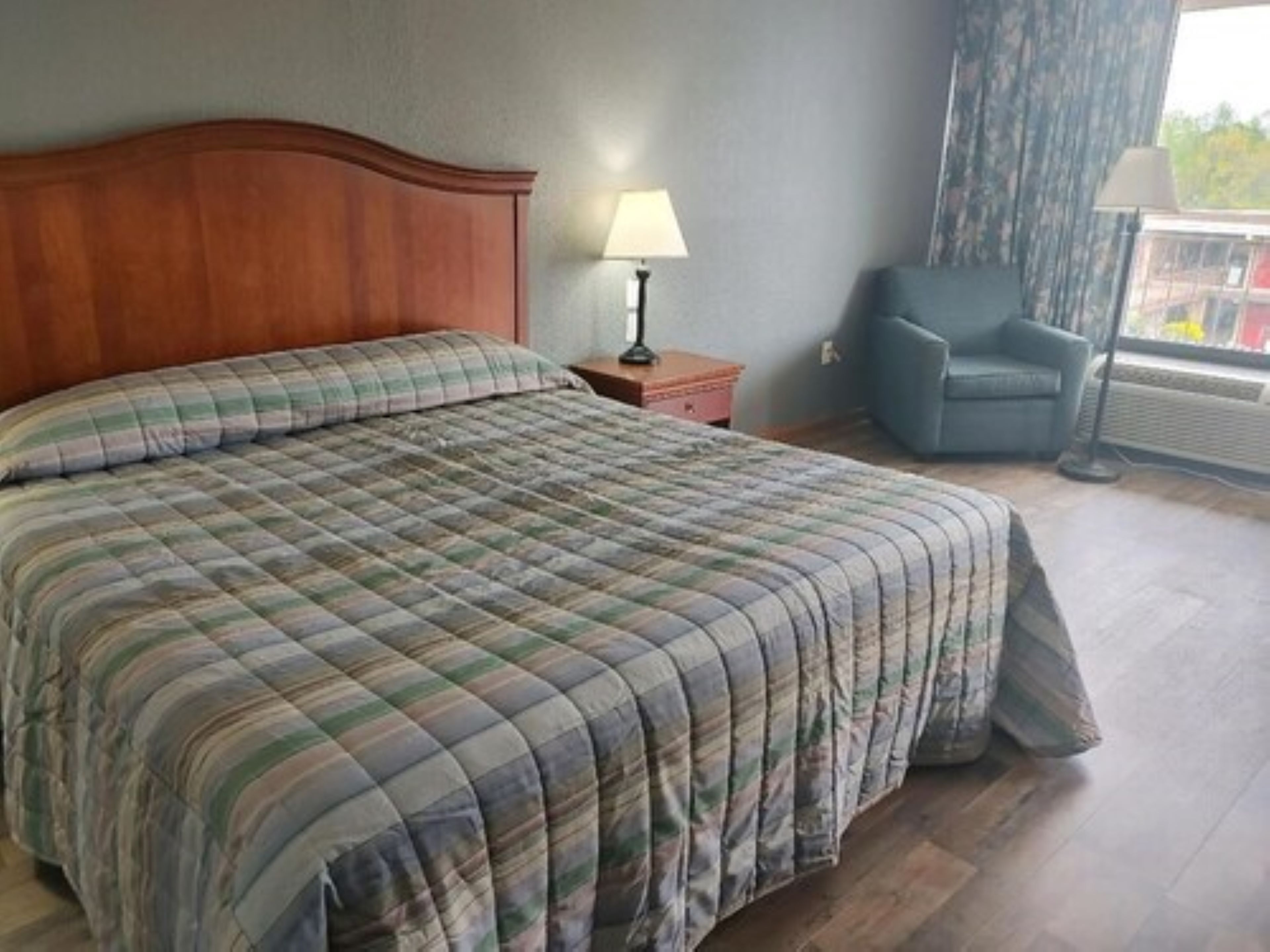 Foto - Paris Inn and Suites