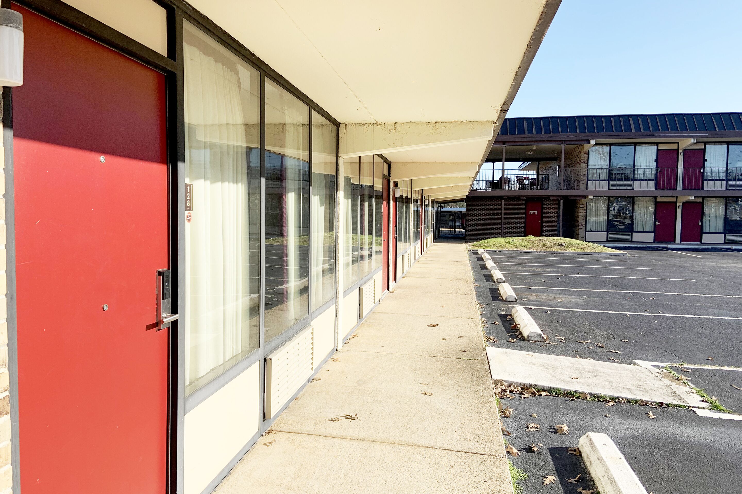 Foto - Paris Inn and Suites