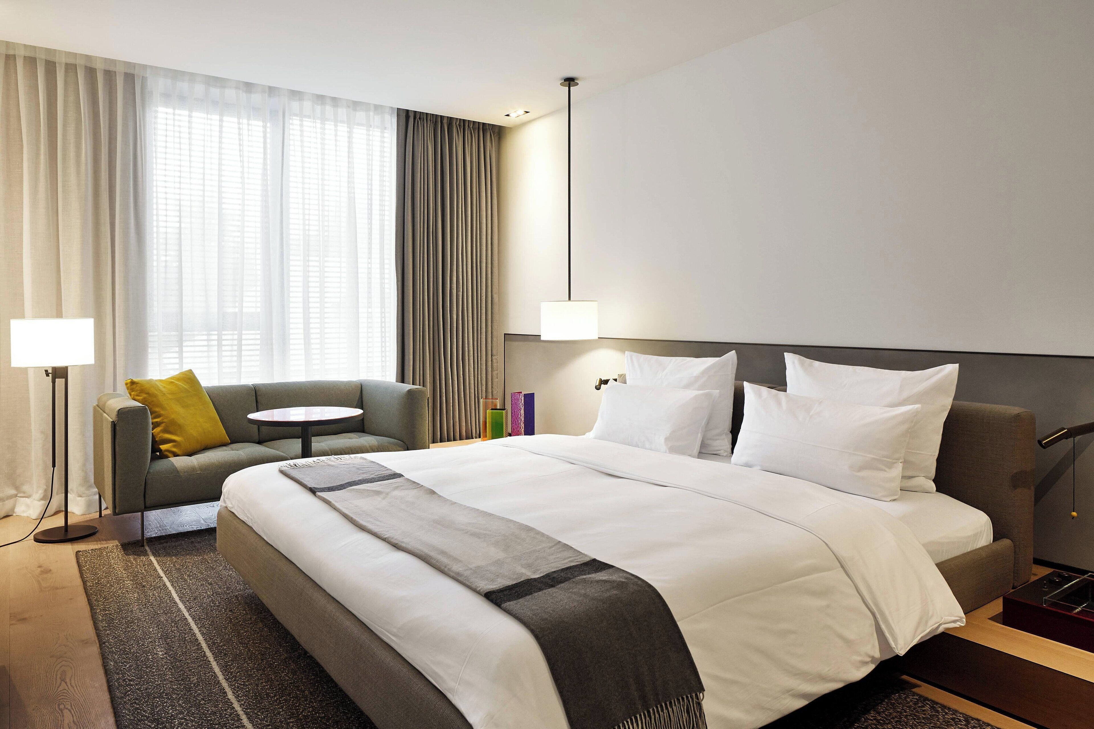 高級客  房, 1 張特大雙人床 | 高級寢具、迷你吧、客房內保險箱、隔音