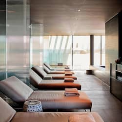 Couples treatment room(s), sauna, hot tub, steam room, body treatments