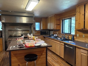 Fridge, microwave
