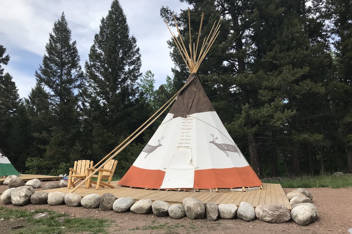 The Elk Tipi | Servizio della camera