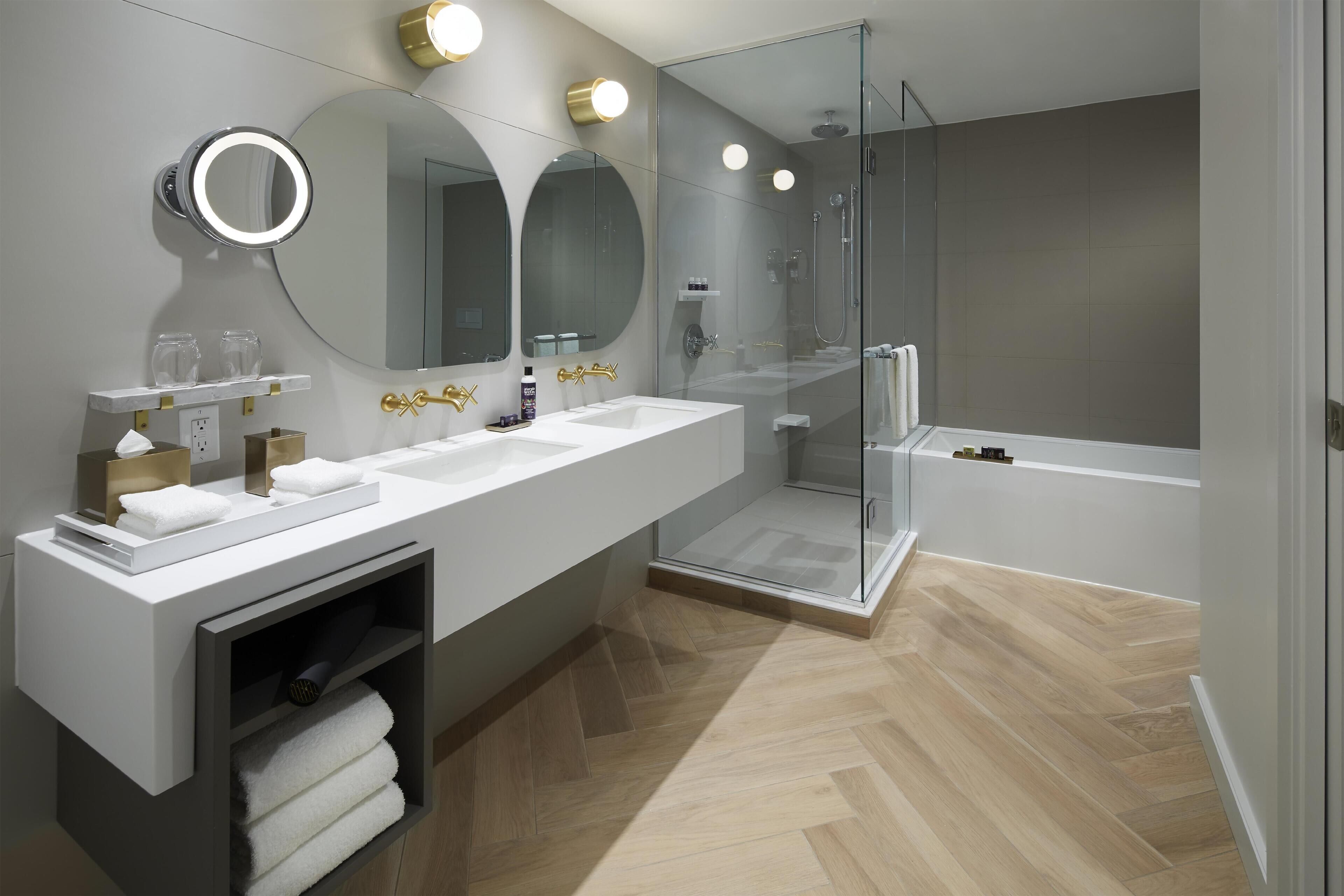 Photo - Andaz Ottawa Byward Market, By Hyatt