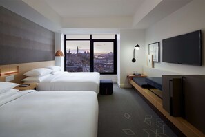 In-room safe, desk, blackout curtains, soundproofing - ANDAZ OTTAWA BYWARD MARKET, BY HYATT (Ottawa)