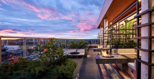 ANDAZ OTTAWA BYWARD MARKET, BY HYATT