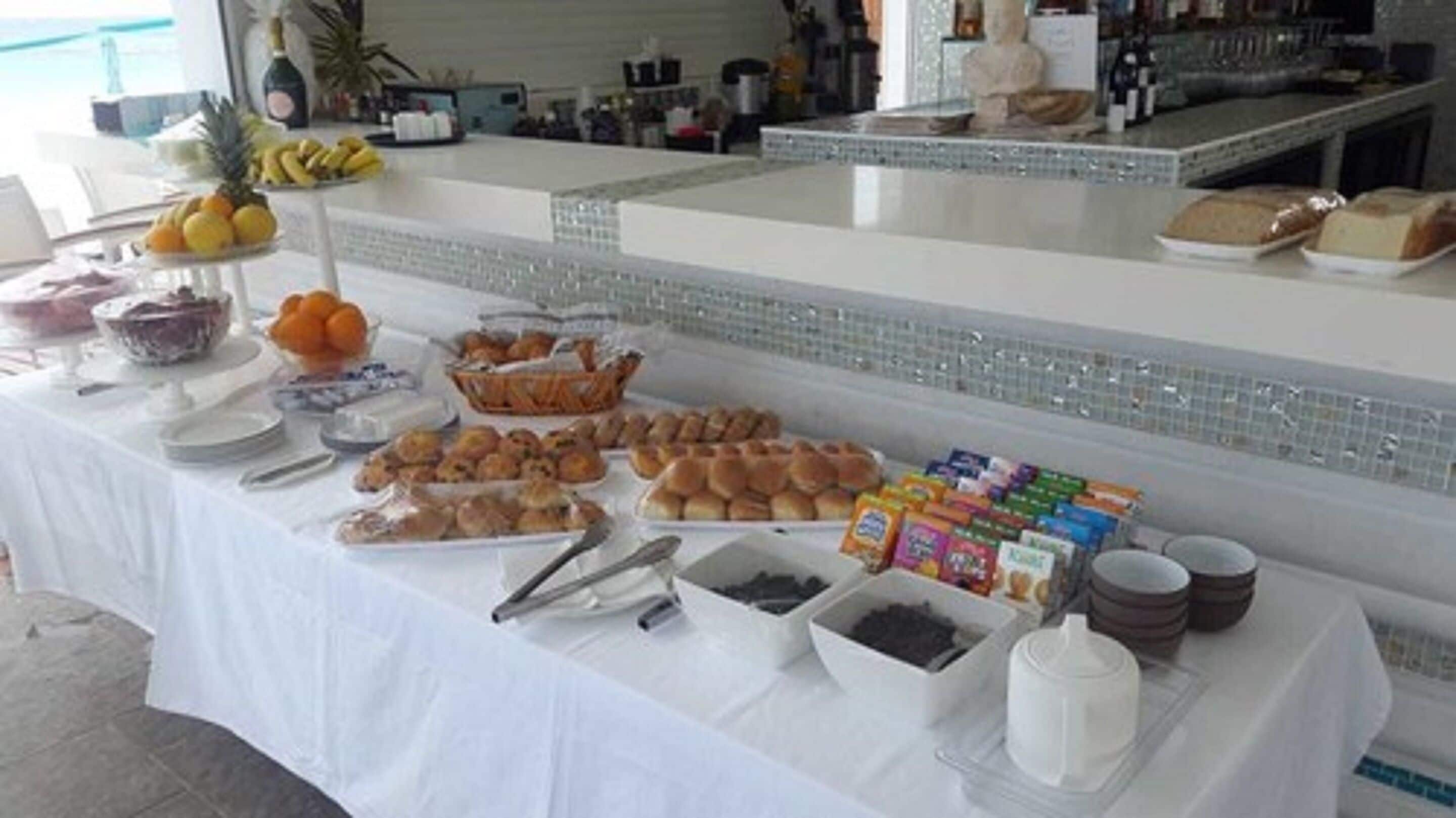 daily full breakfast (usd 35 per person)