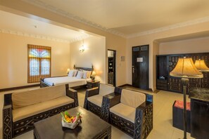 Hypo-allergenic bedding, minibar, in-room safe, desk - Golden Tulip Stonetown Boutique (Zanzibar Town)