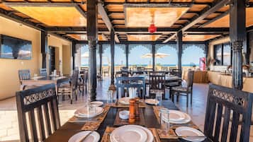 Se sirven desayunos, comidas y cenas