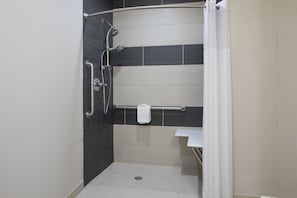 Kamer, 1 queensize bed, toegankelijk voor mindervaliden, niet-roken | Een bureau, een strijkplank/strijkijzer, gratis wifi, beddengoed