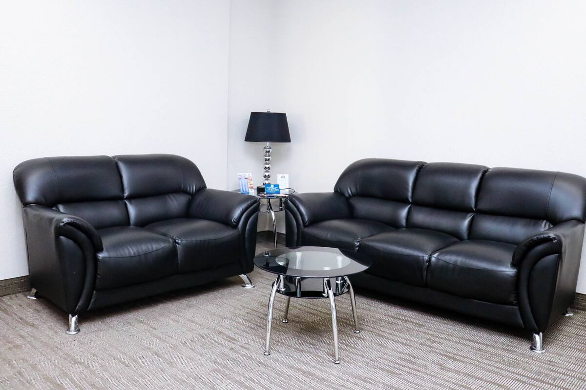 suite, multiple beds, non smoking (one-bedroom suite) | desk, iron/ironing board, free wifi, bed sheets