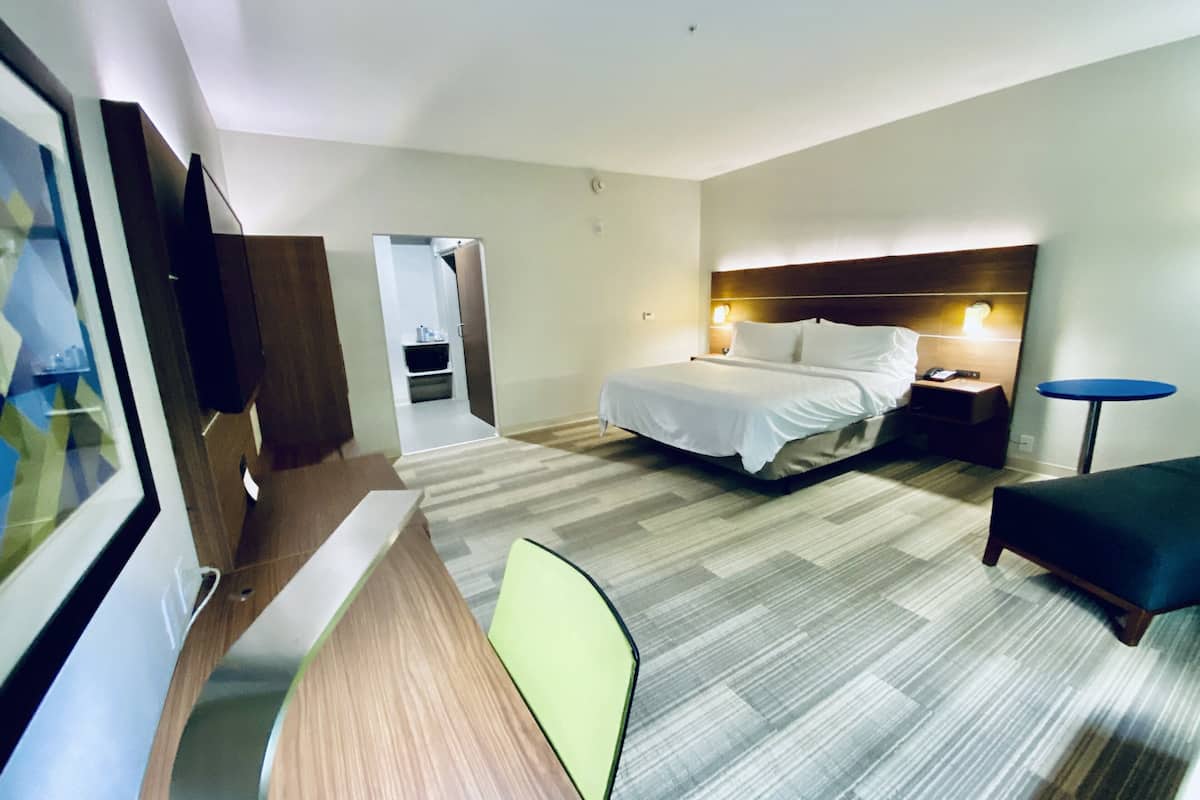 desk, iron/ironing board, cots/infant beds, rollaway beds